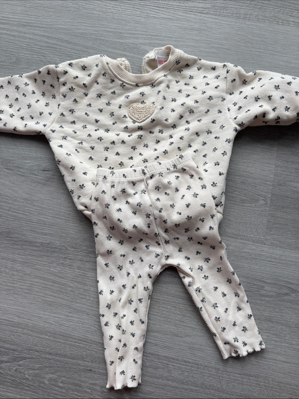 Zara Kids One-Piece Set in Cream with Black Floral Print